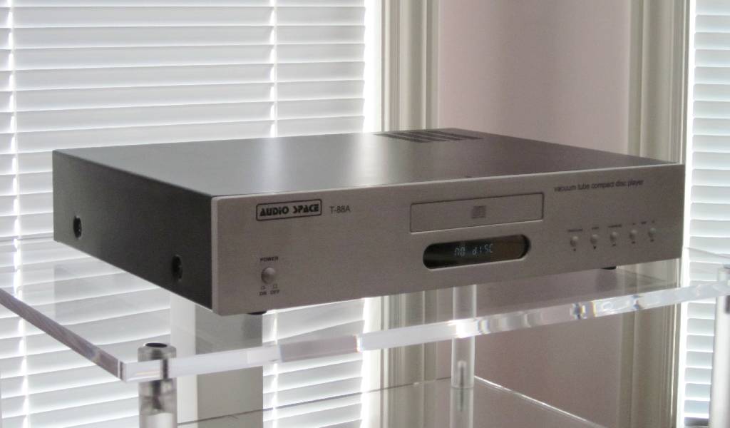 Audio Space T-88A Tube CD Player in silver
